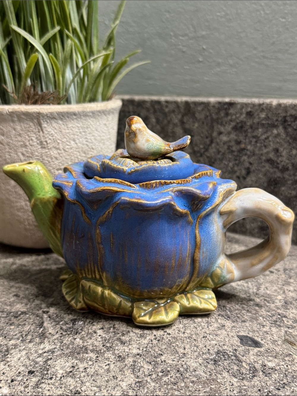 Majolica Style Cabbage Rose Ceramic Tea Pot with Bird Detail Top-Glazed-No Flaws